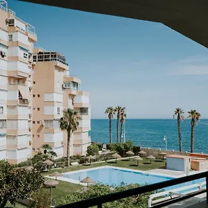 Apto Primera Linea De Playa Apartamento